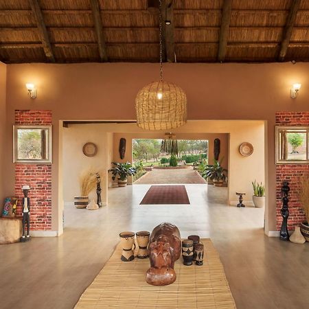 The Nkhosi Livingstone Lodge And Spa Exterior foto